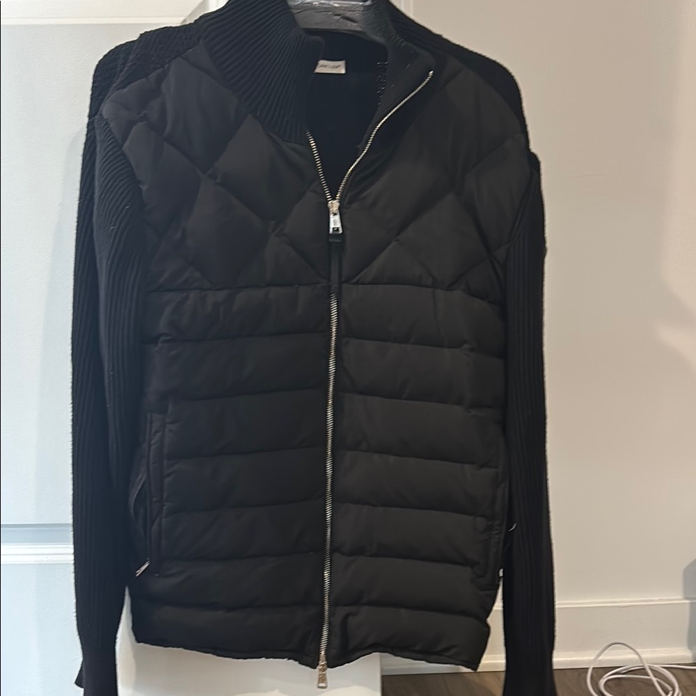Moncler Black Jacket with Ribbed Collar
Worn - no wear
Size XL